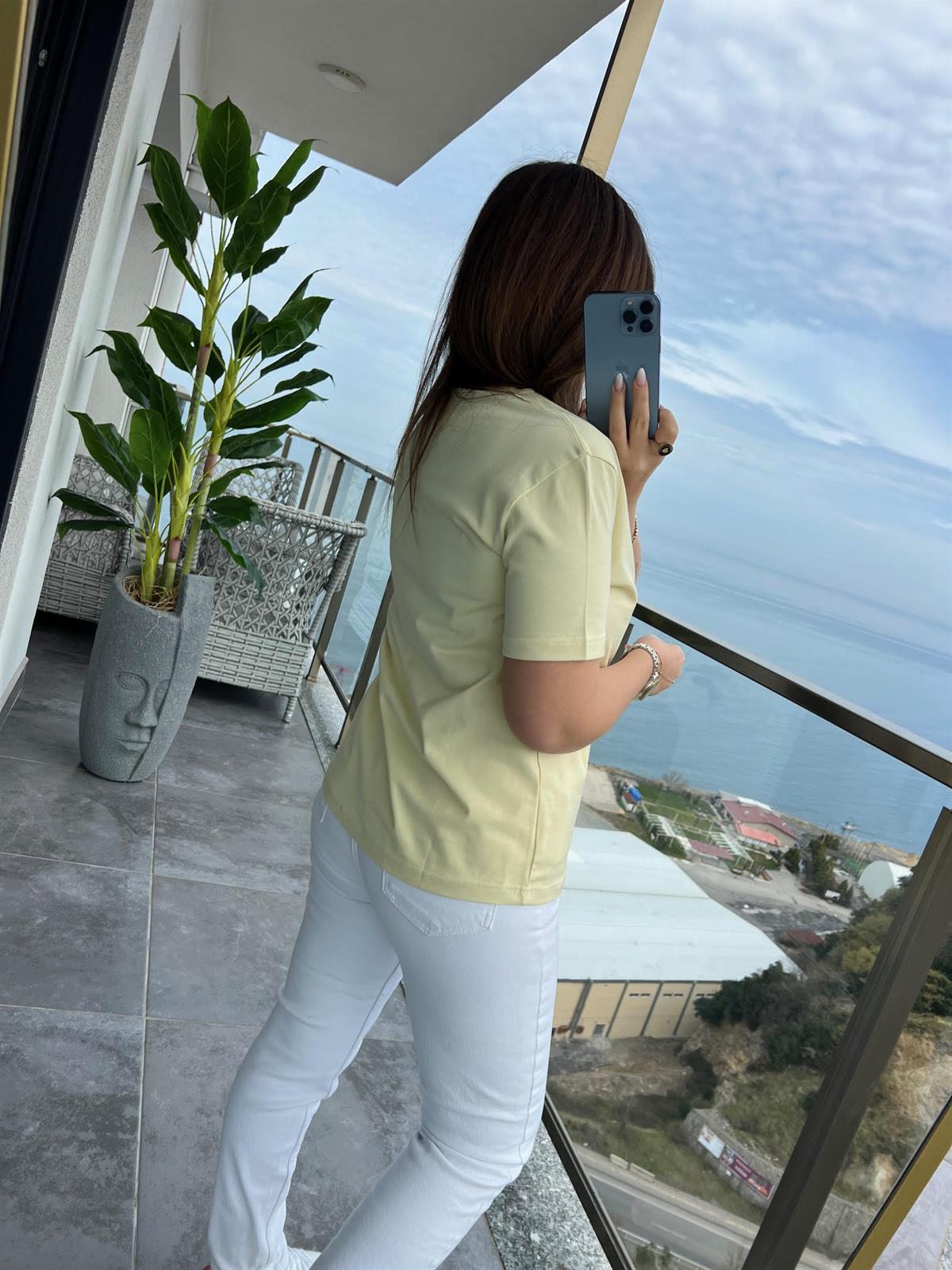30312 Dekoratif Dikişli Tshirt SARI