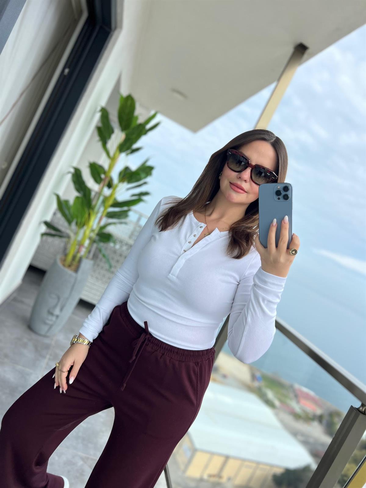 34142 Uzun Kollu Düğmeli Top BEYAZ