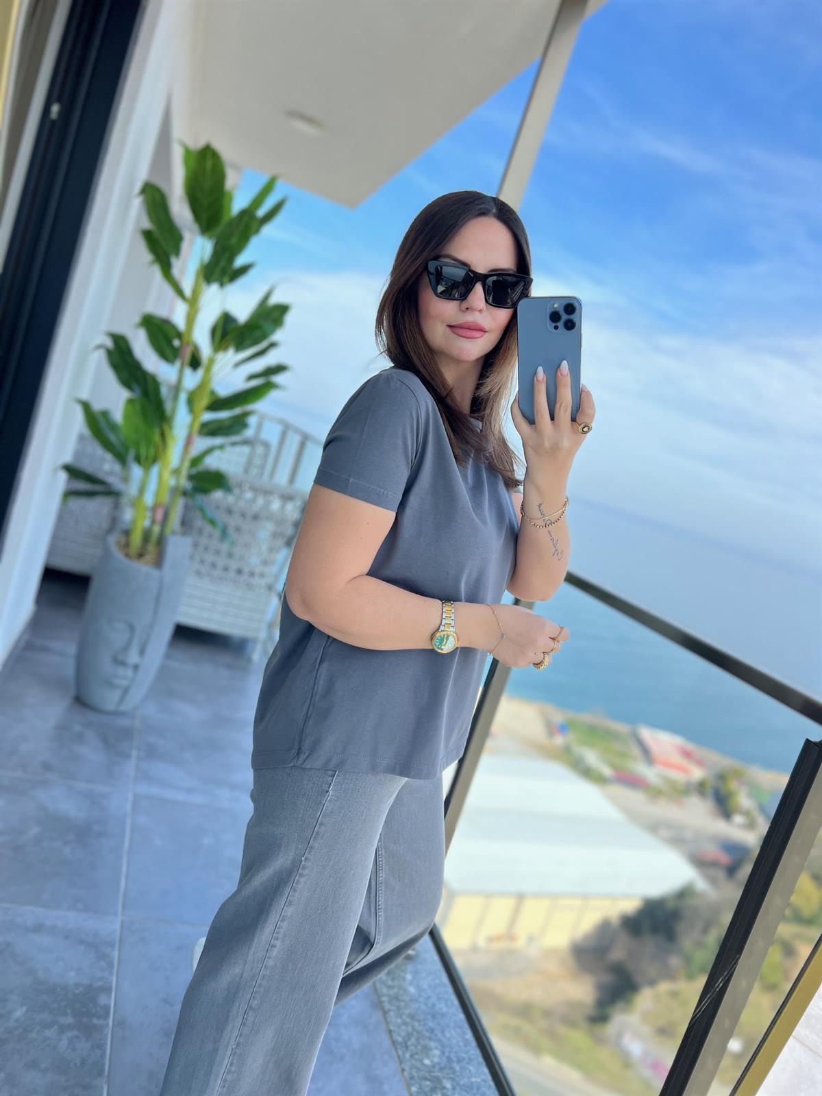 3471 Yuvarlak Yaka Basic Tshirt FÜME