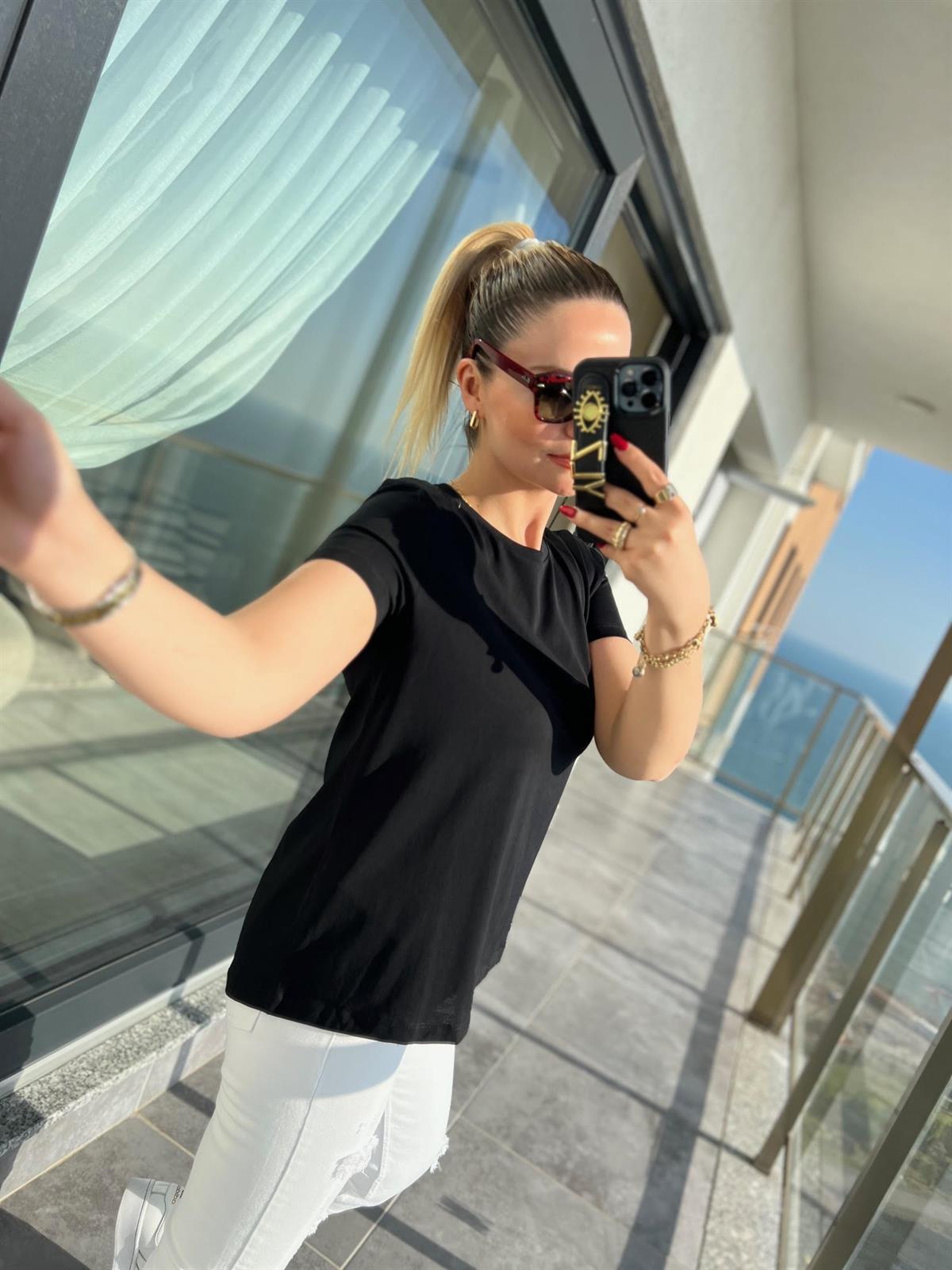 3471 Yuvarlak Yaka Basic Tshirt SİYAH