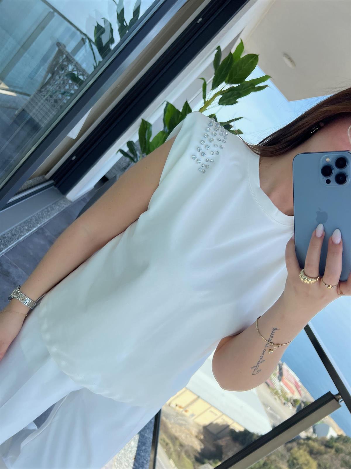 35818 Omuzu Taşlı Tshirt EKRU