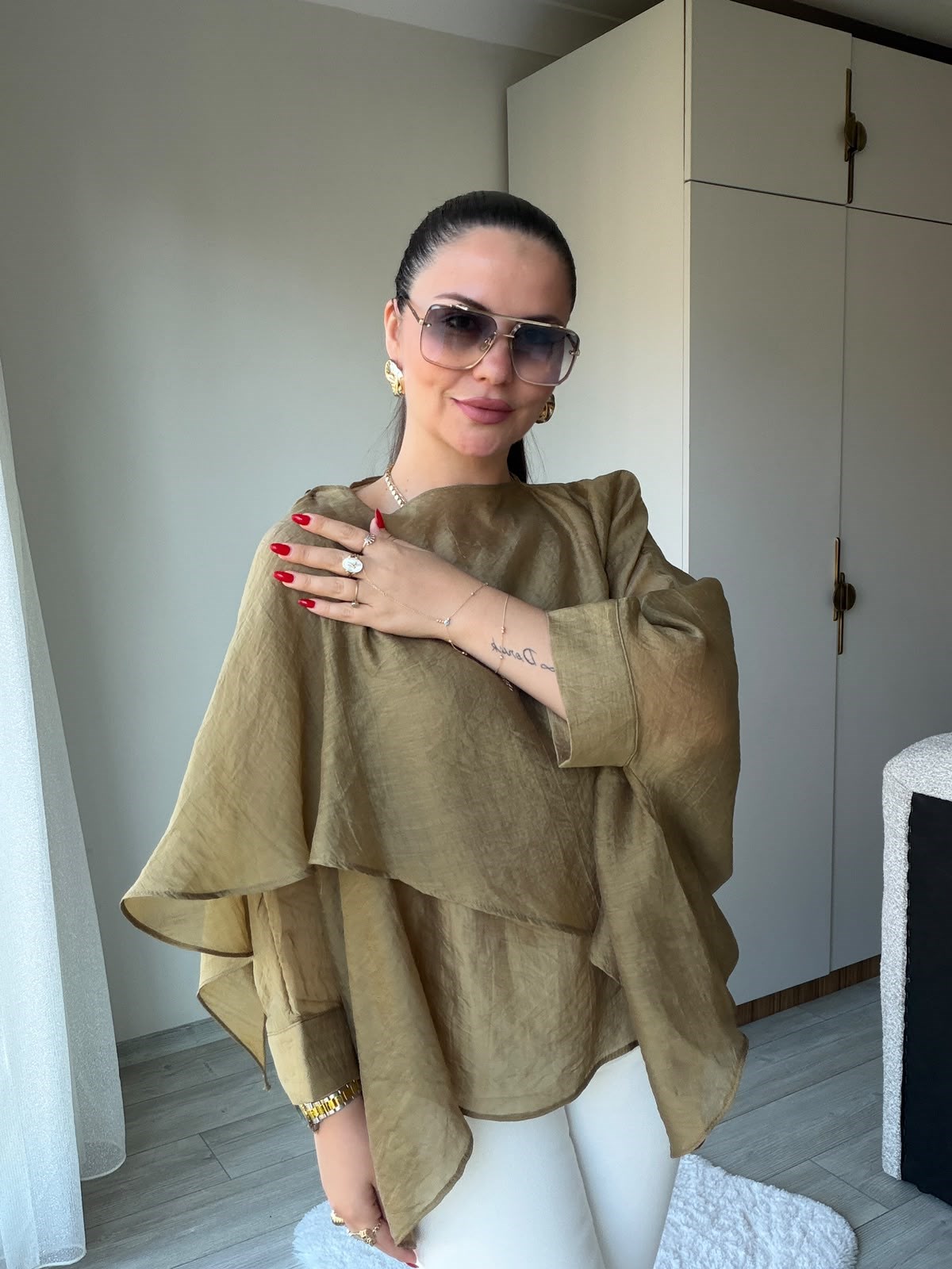 5026 Uçuşan Pelerin Bluz olive