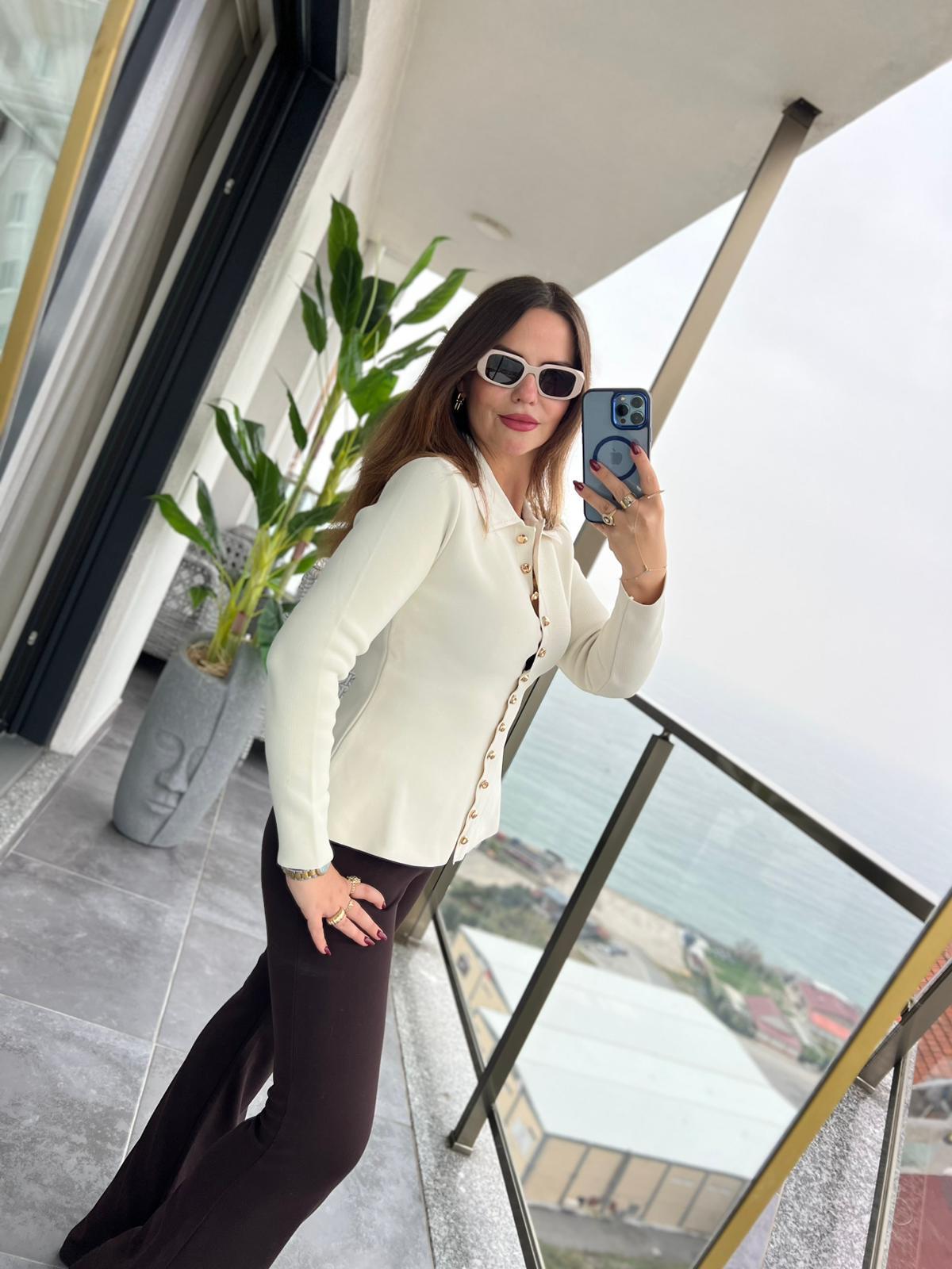 5102 Düğme Detay Gömlek Yaka Hırka VANİLYA