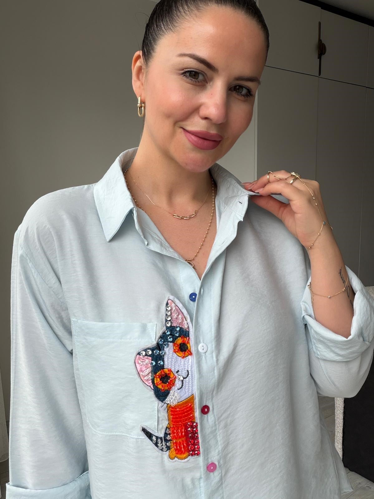 5106 Kedi İşlemeli Gömlek MAVİ