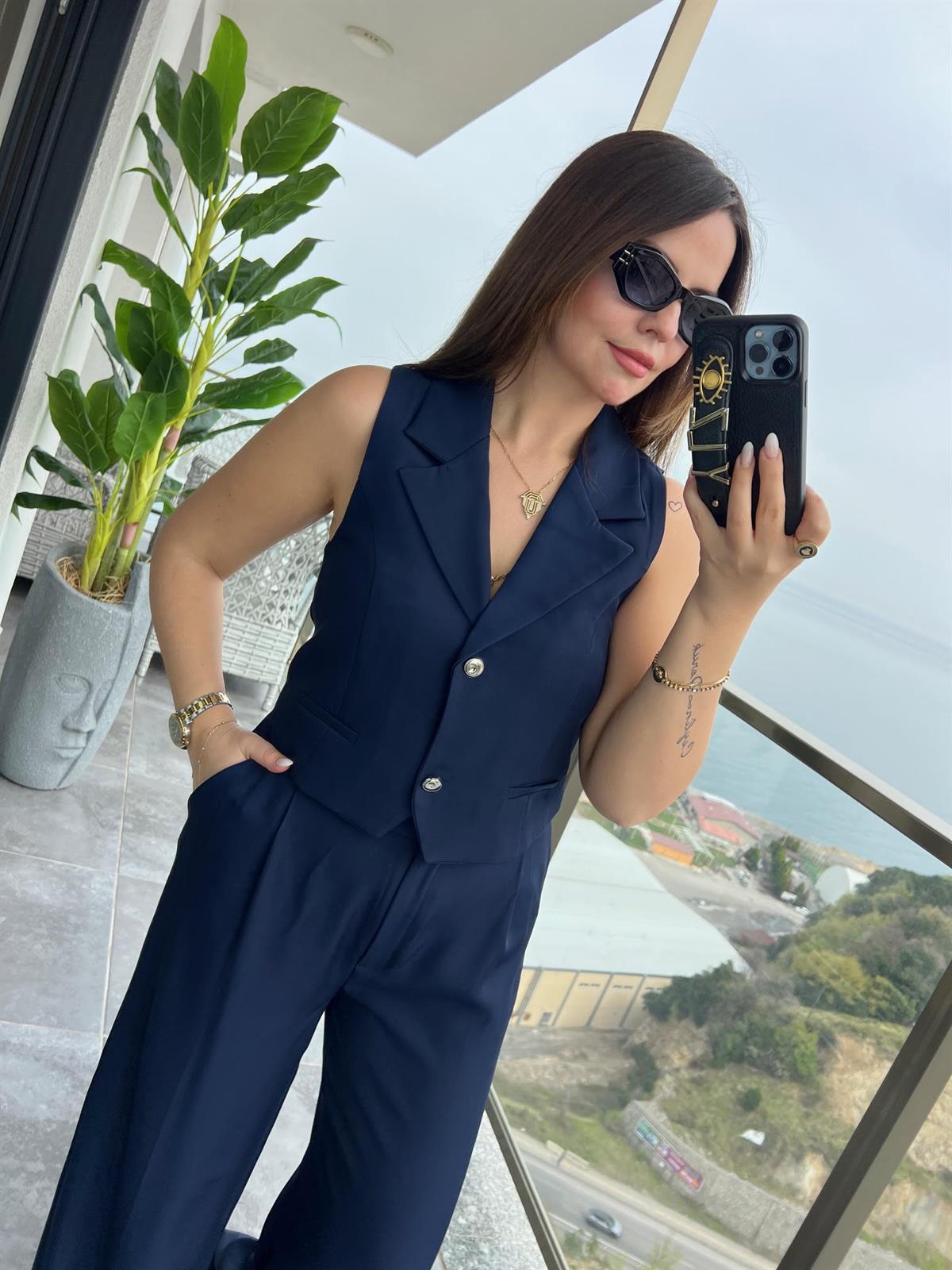 6225 Adriana Yelek Takım LACİVERT