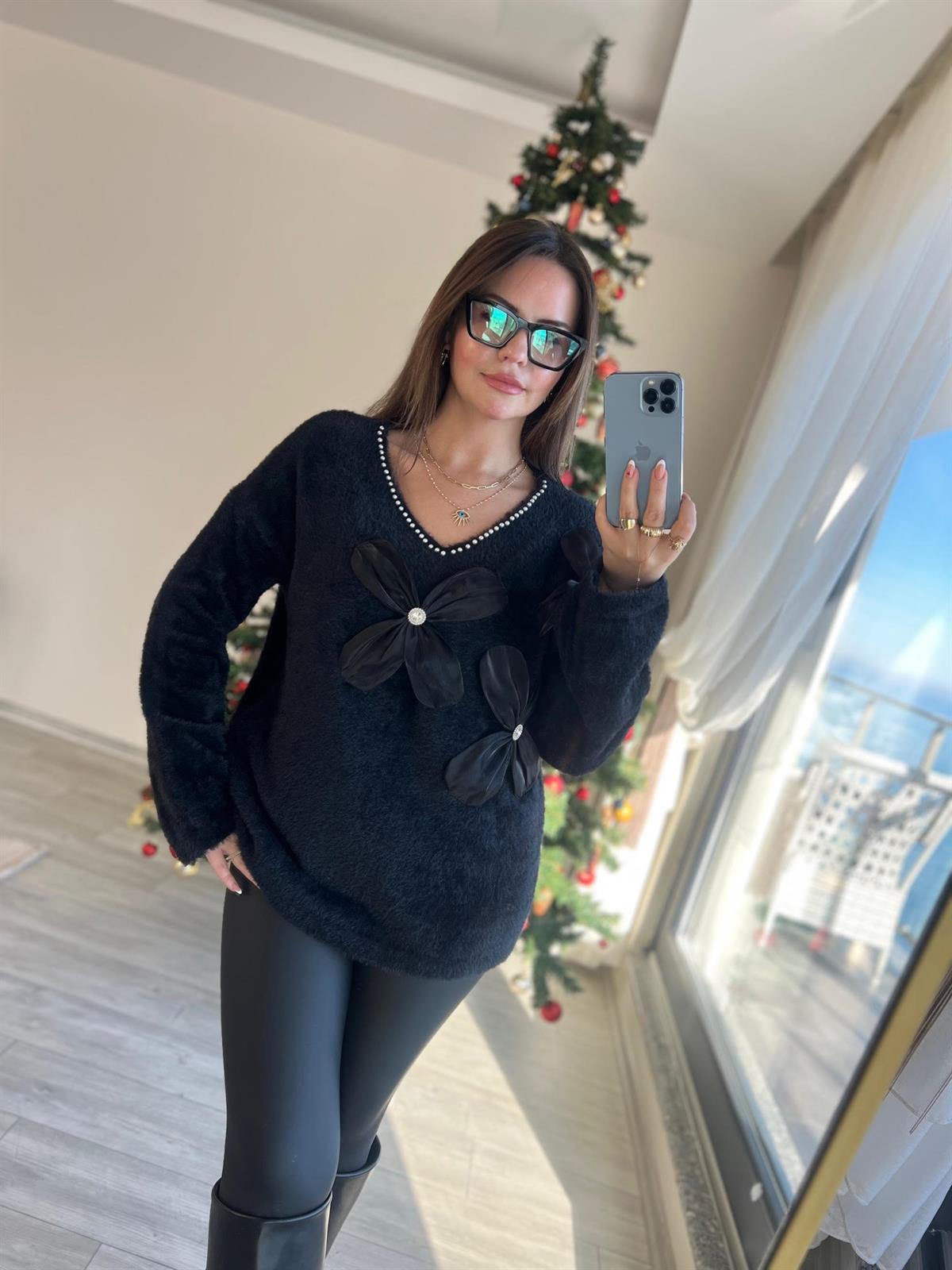 7657 Angora İncili Papatyalı Kazak SİYAH