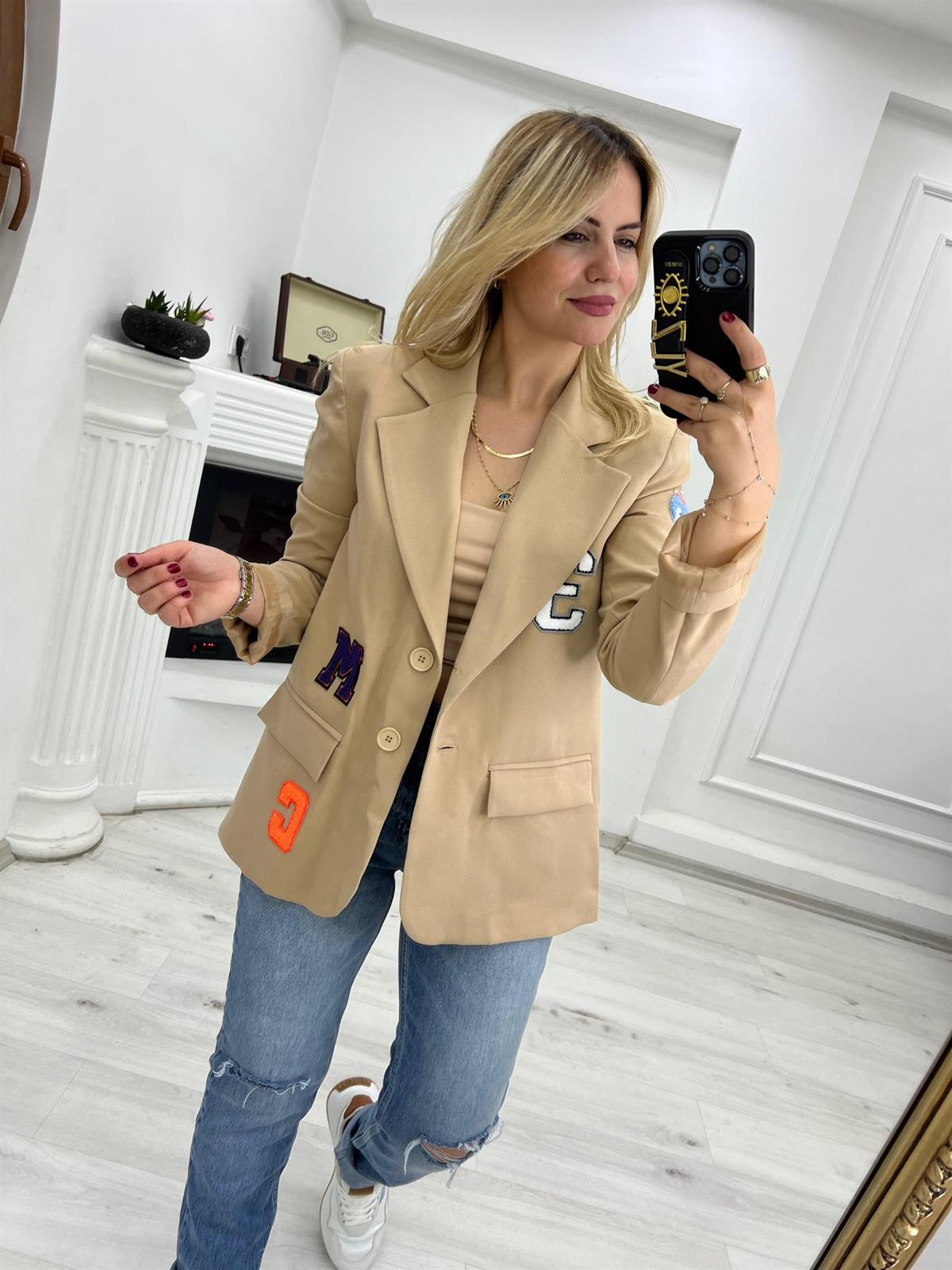 88536 Harf Figür İşlemeli Ceket BEJ