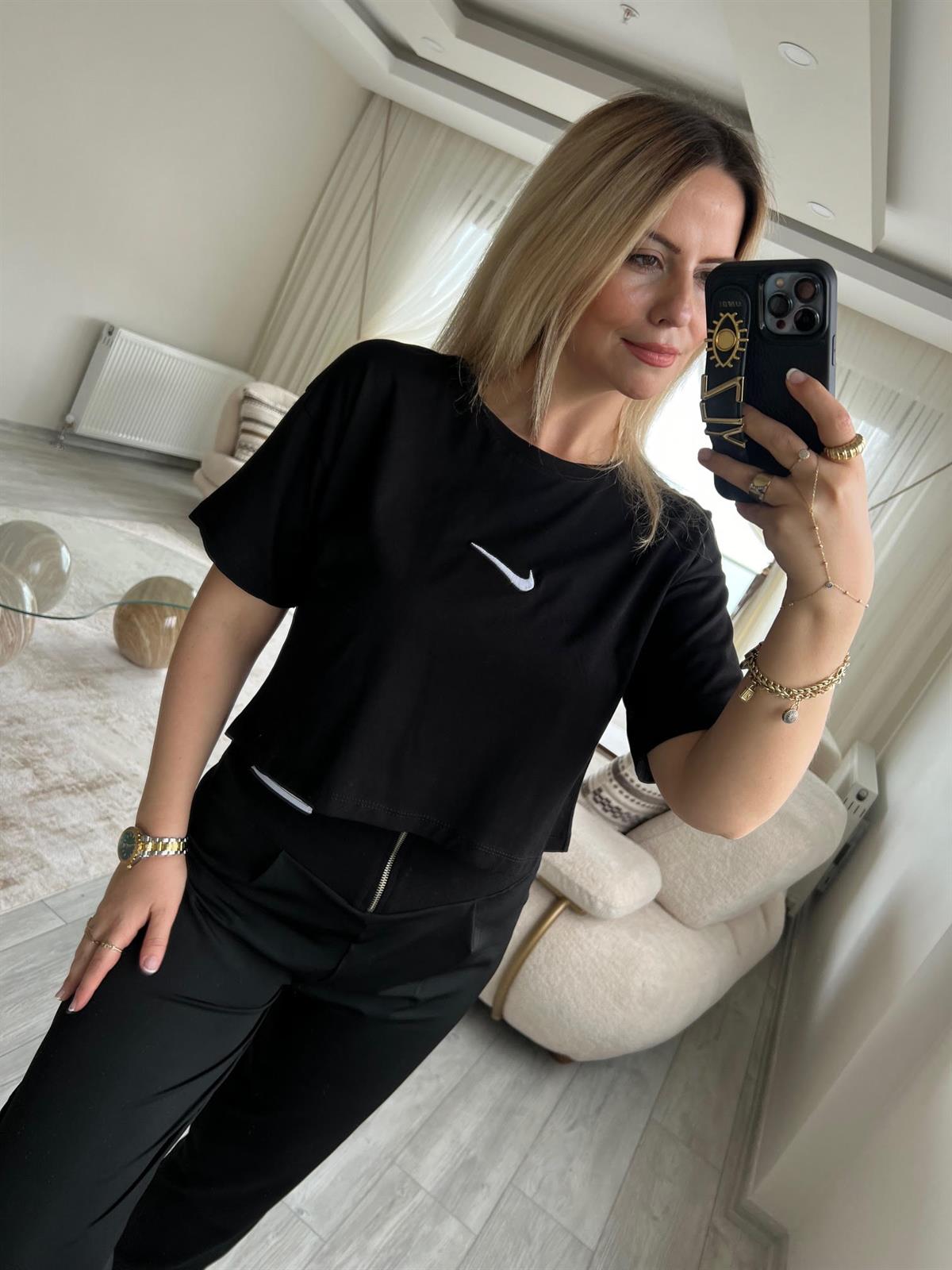 Kısa Tshirt SİYAH