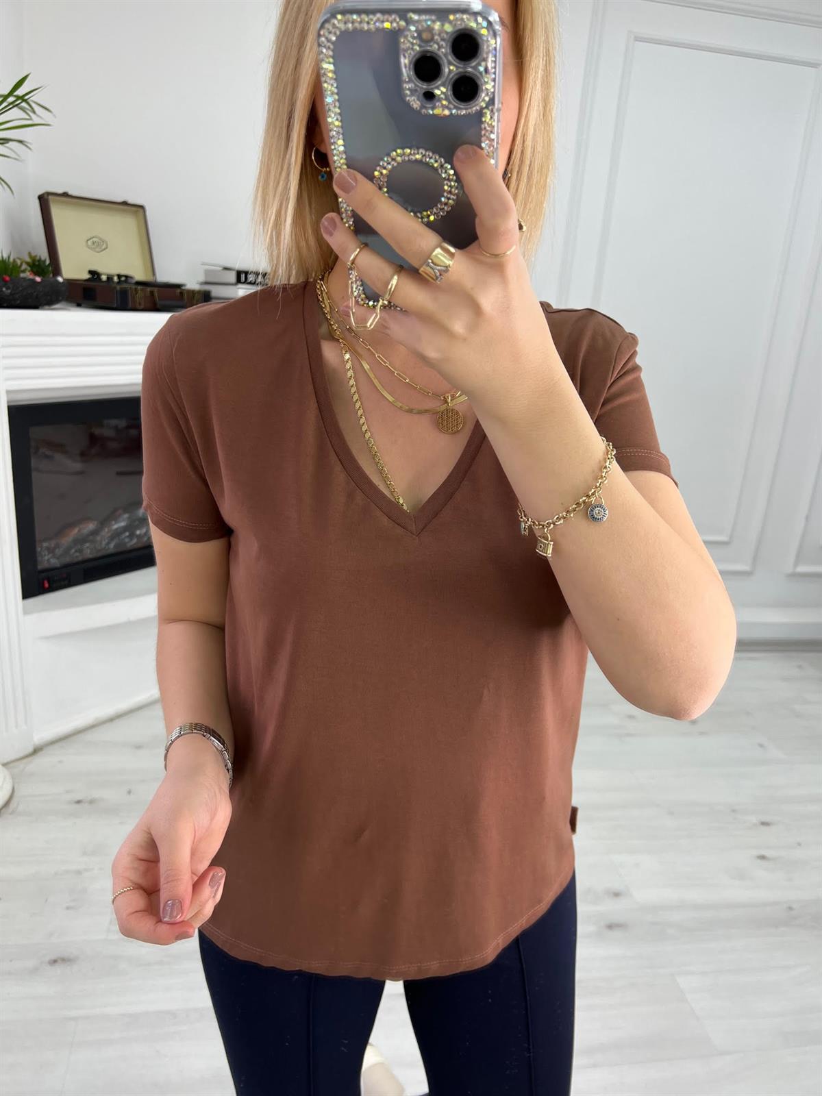 V Yakalı Tshirt KAHVE