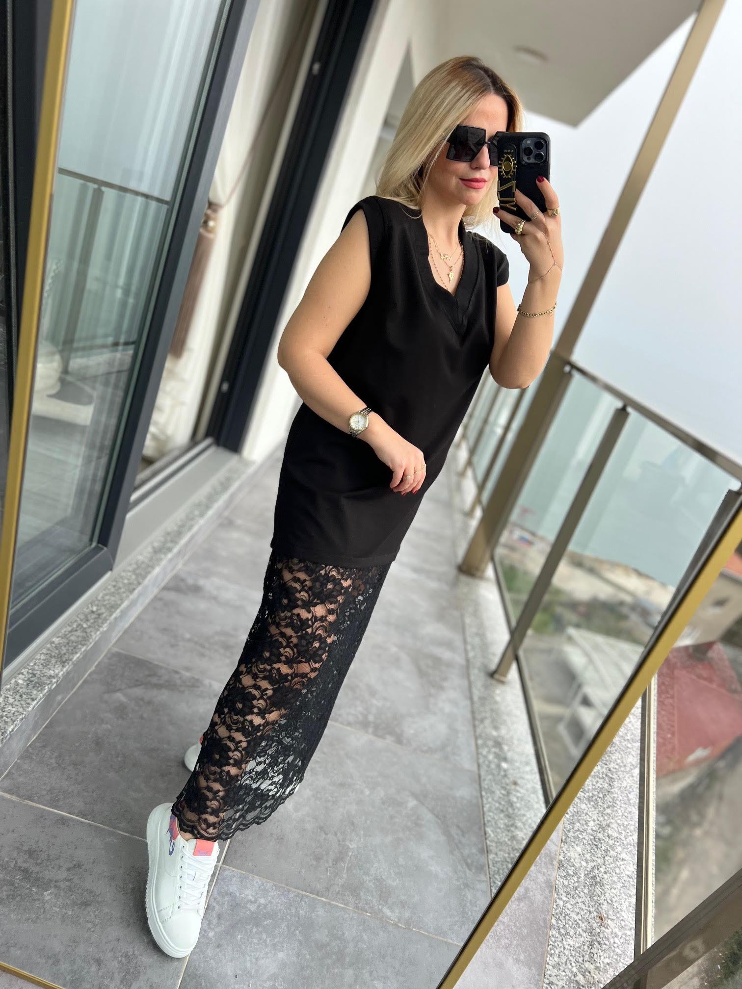 34067 Eteği Dantelli Elbise SİYAH