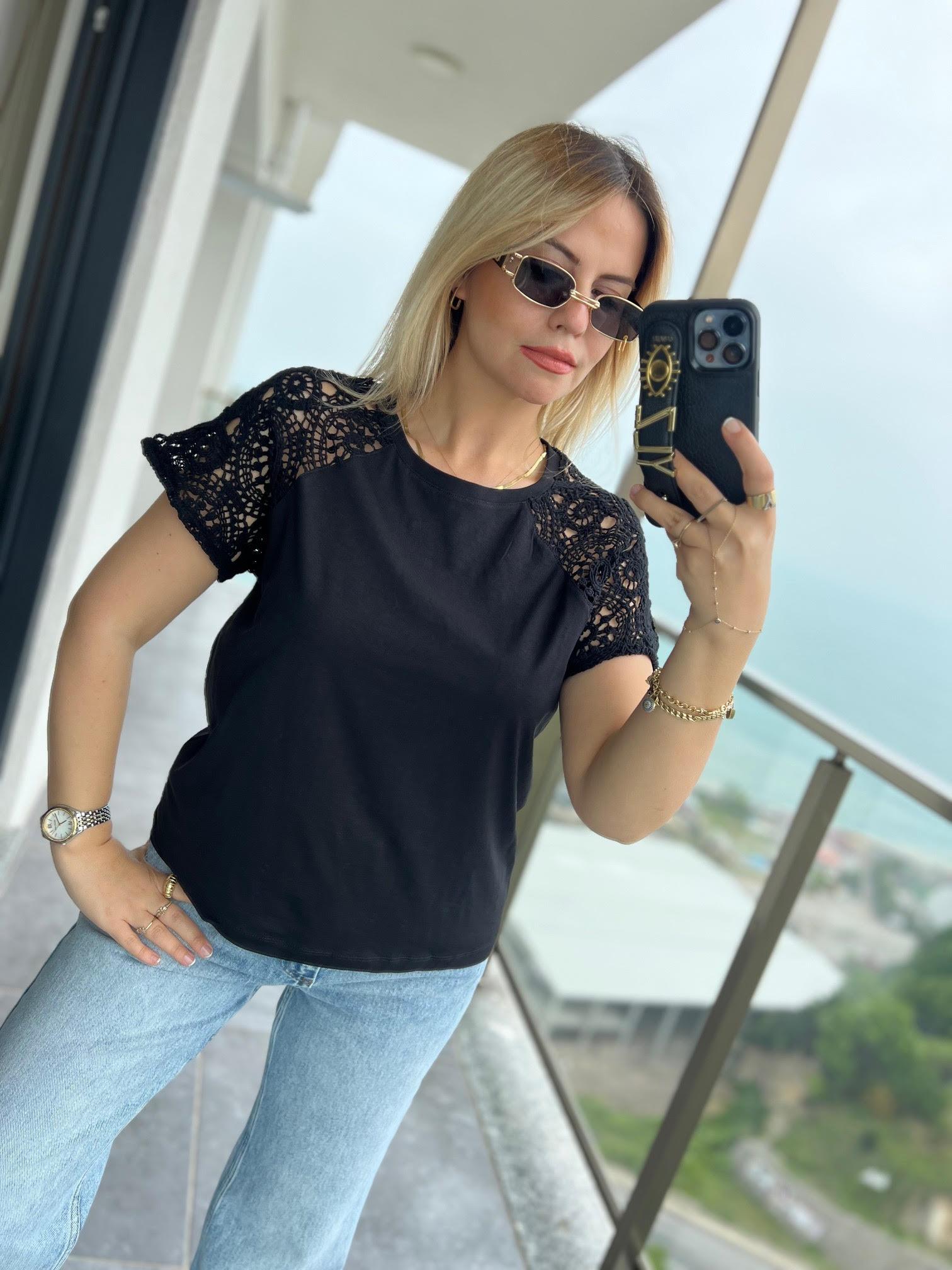 4961 Omuzu Dantel Tshirt SİYAH