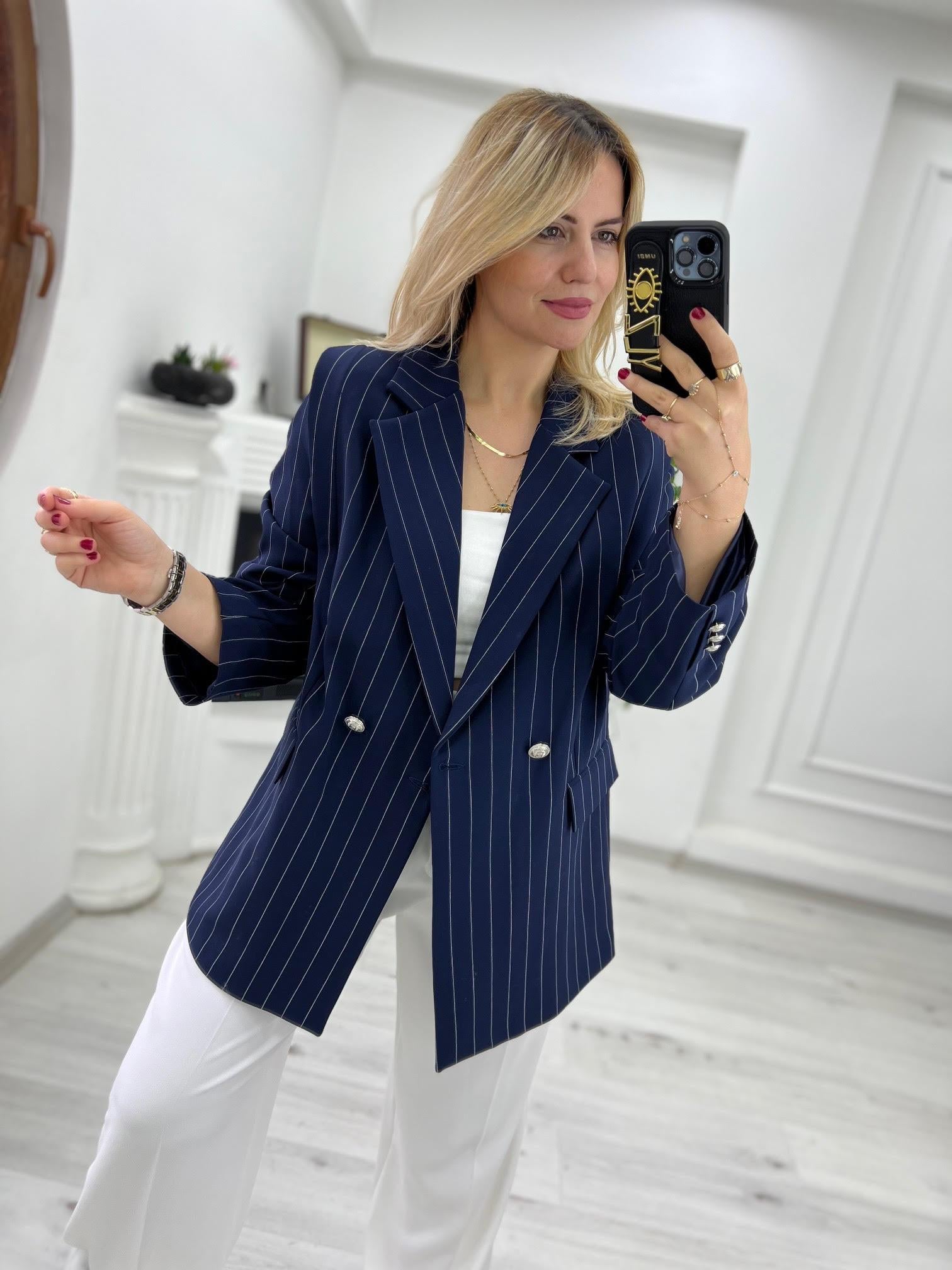 61660 Omuzu Pileli İcardi Ceket