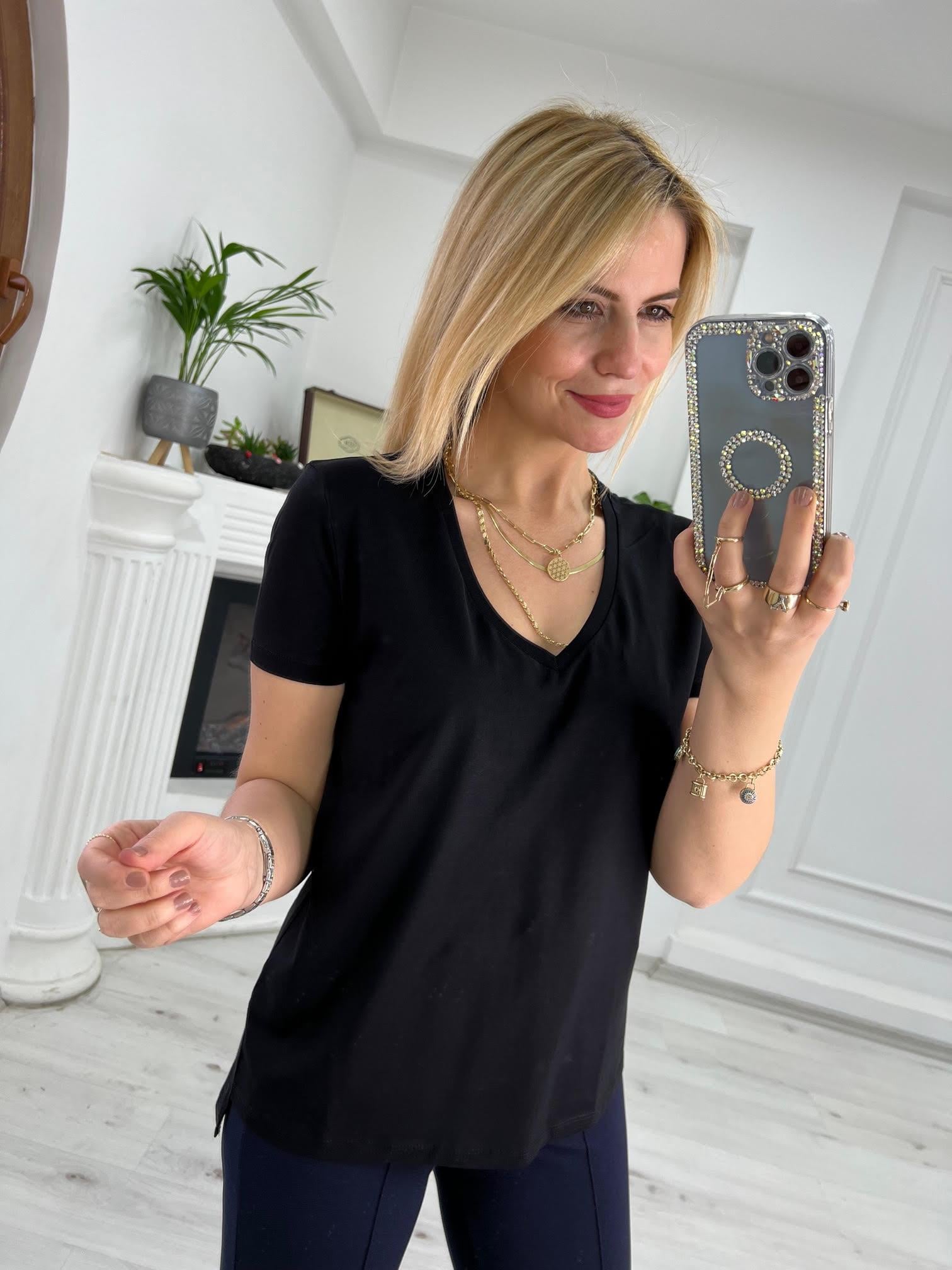 V Yakalı Tshirt SİYAH