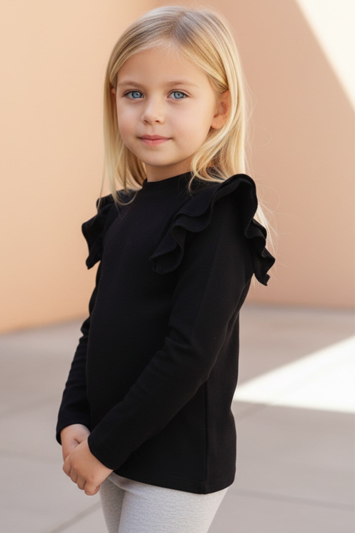 Parla Kids Kız Çocuk Siyah Omuz Fırfırlı Bisiklet Yaka Body Sweatshirt, Üst Giyim – Parla Kids resmi ürün görseli