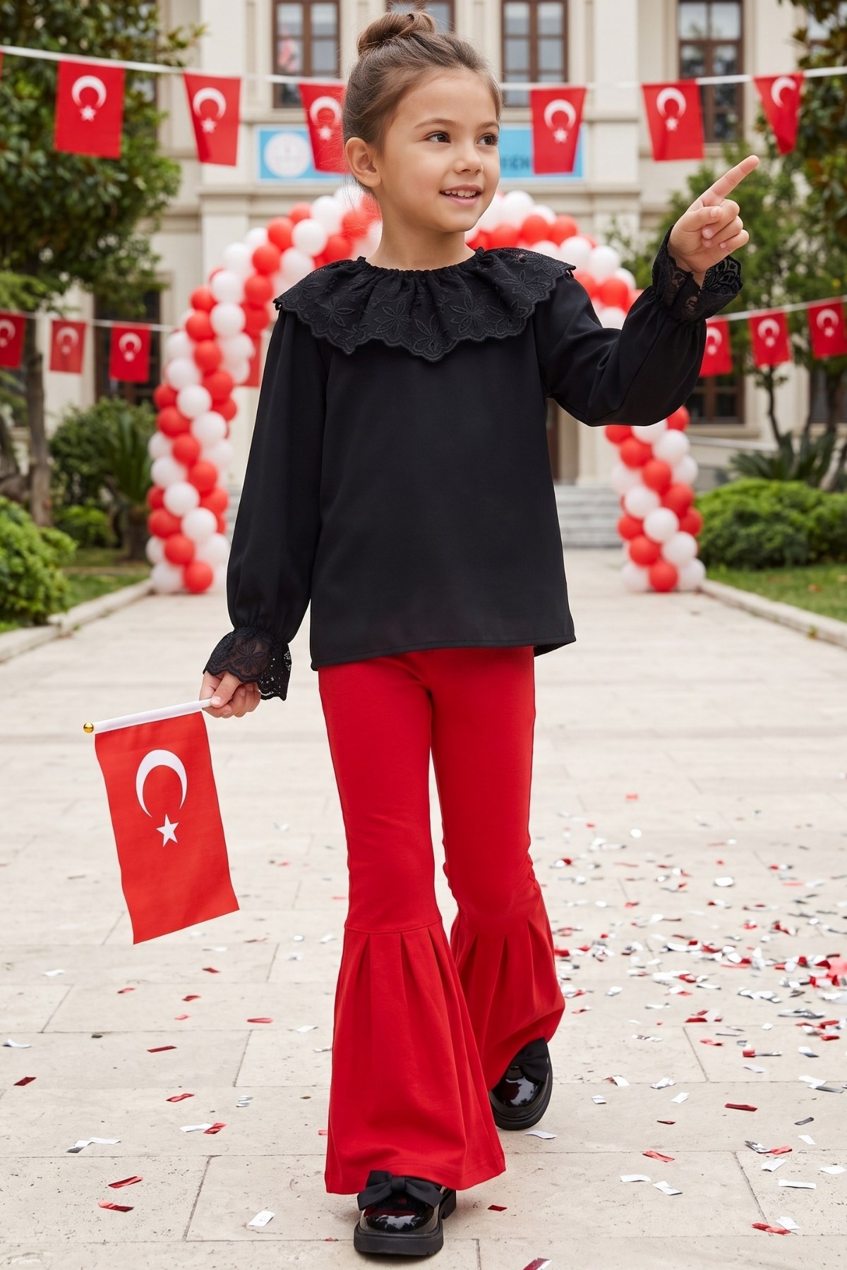 Parla Kids Kız Çocuk Yasmin Siyah Dantel Bluz Kırmızı İspanyol Tayt Takım 29 Ekim Gösteri Kıyafeti, Takım – Parla Kids resmi ürün görseli
