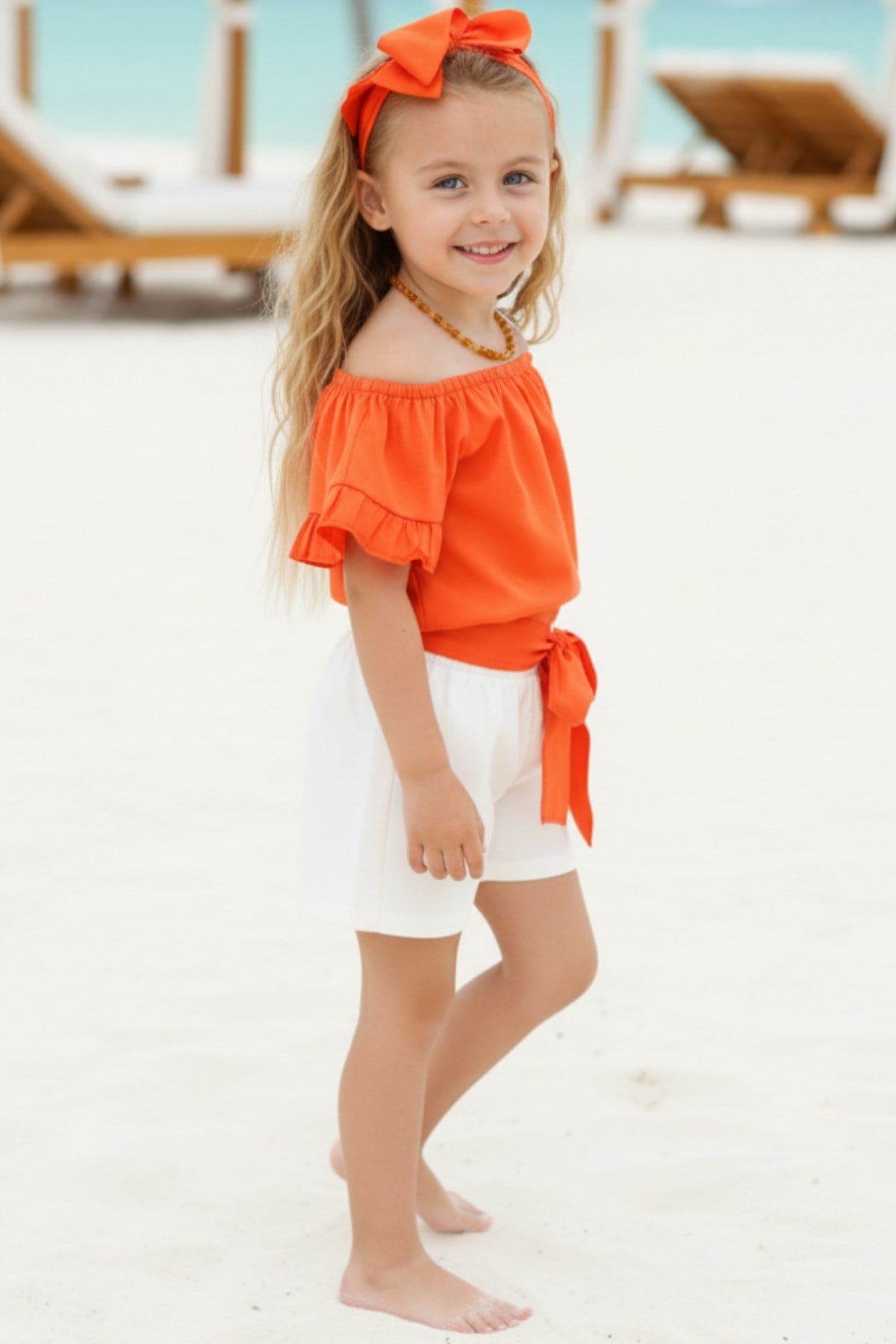 Parla Kids Kız Çocuk Sunny Turuncu Madonna Yaka Şortlu Bandana Alt Üst Takım, Takımlar – Parla Kids resmi ürün görseli