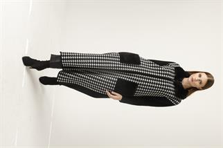 Müsemma Büyük Beden Yüksek Kalite Triko Kumaş Duru Kaban 24KKAP-MUS0003