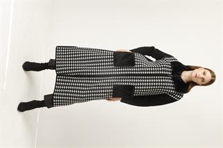 Müsemma Büyük Beden Yüksek Kalite Triko Kumaş Duru Kaban 24KKAP-MUS0003