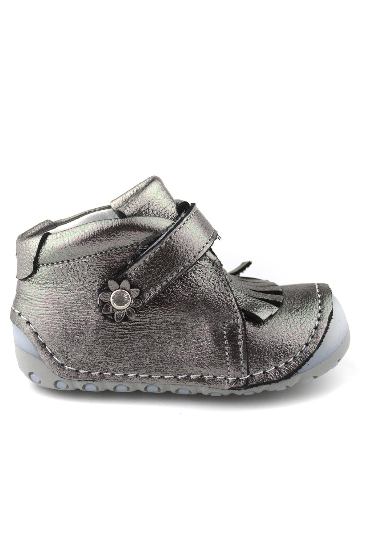 Bakır Kız Çocuk Bot