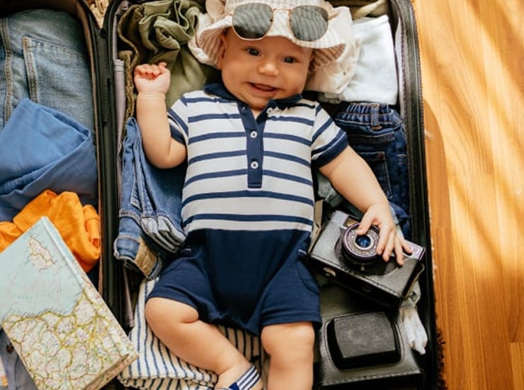 Bebekle İlk Tatil: Bebek Arabası ile Seyahat Rehberi