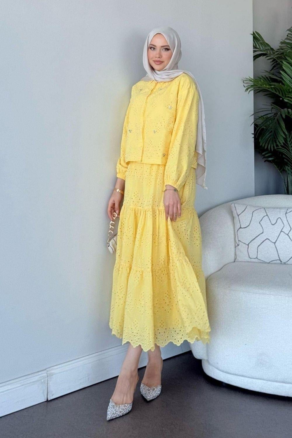 Taş Detaylı Güpür Etekli Takım Sarı 1427 