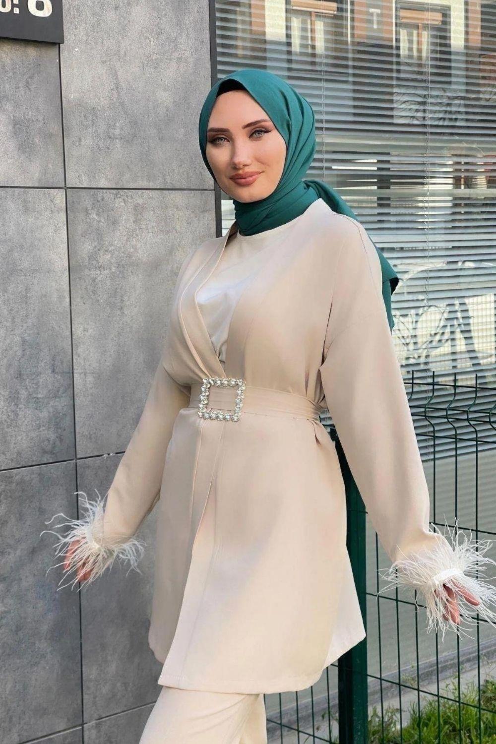 Tüylü Kimonolu Takım Bej 2026 