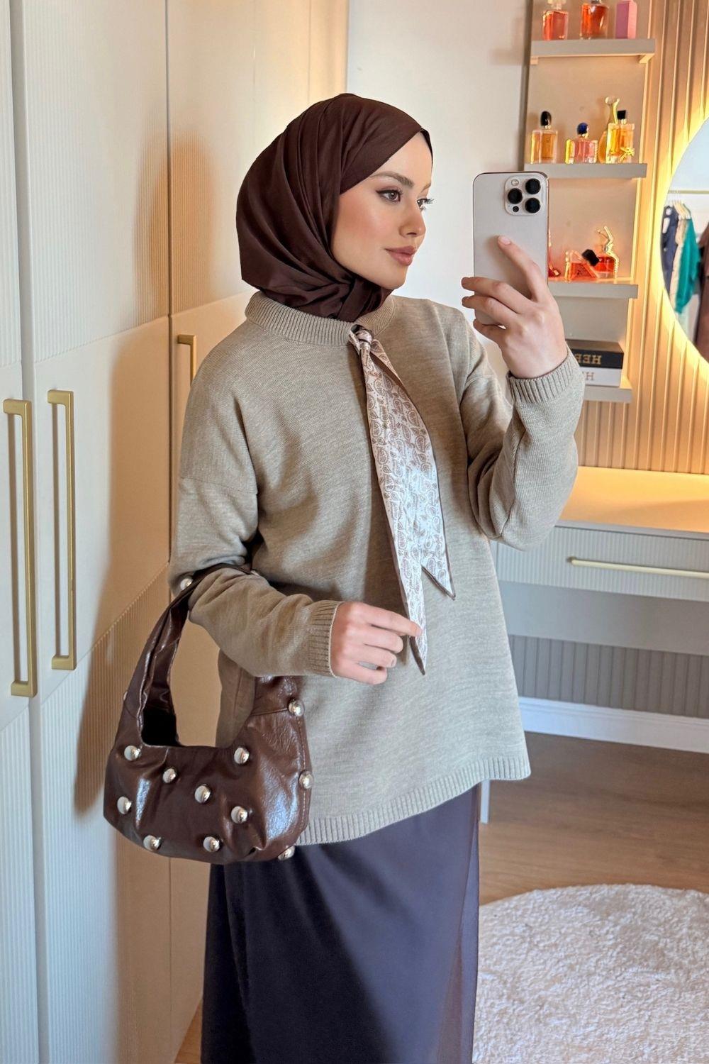 Paradoks Fularlı Kazak Bej 25760 