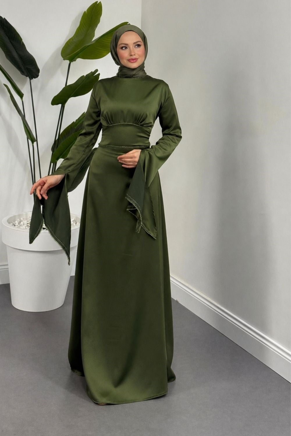 Moneva Kolları Yırtmaçlı Abiye Yeşil 6258 
