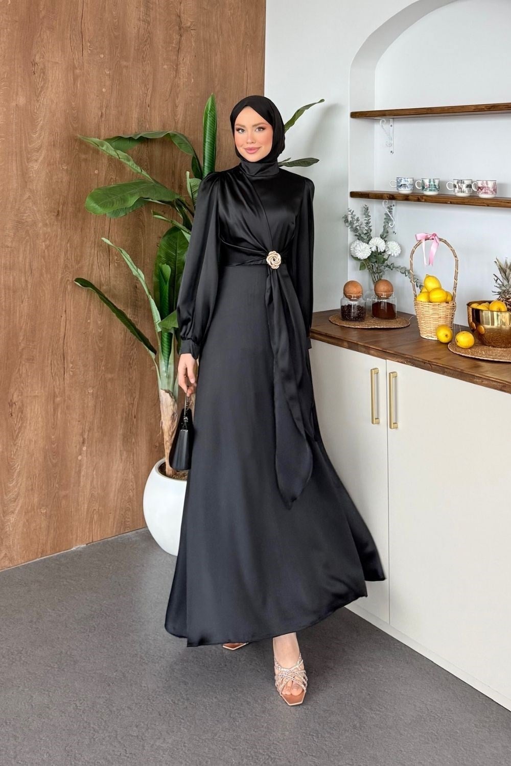 Yandan Tokalı Saten Elbise Siyah 6298 