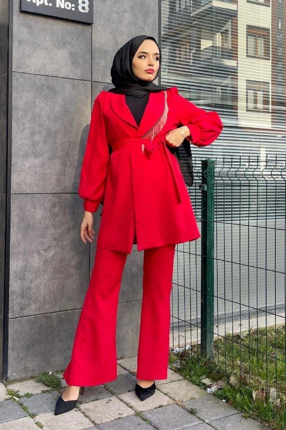 Zincir Detaylı Takım Kırmızı 8686 
