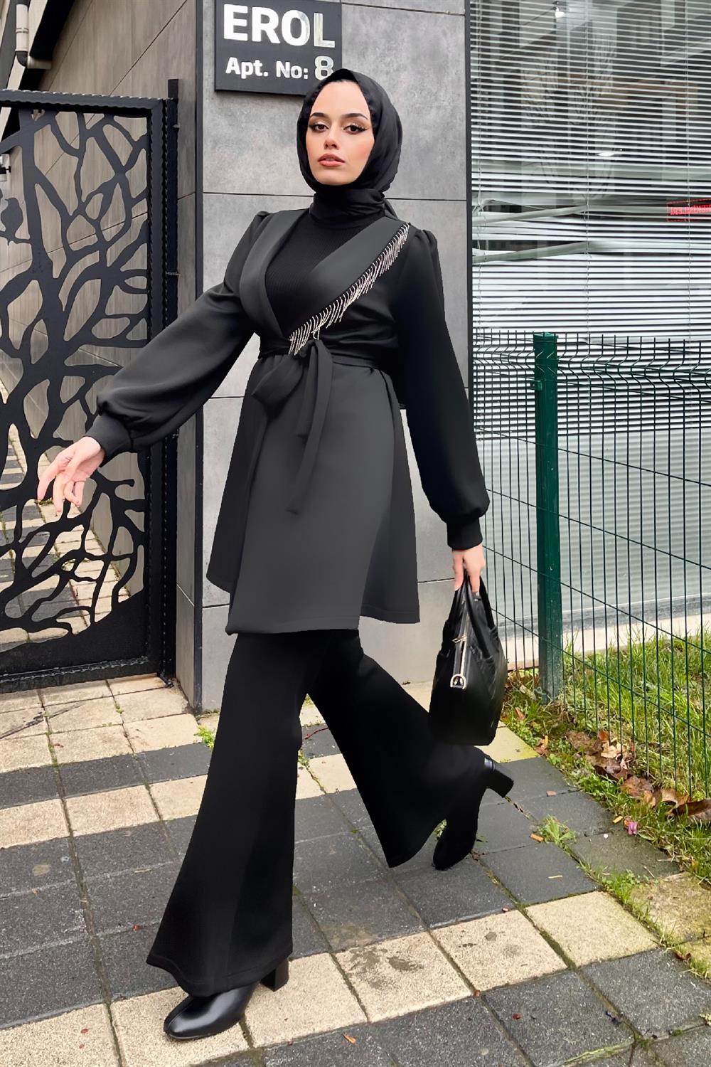 Zincir Detaylı Takım Siyah 8686 