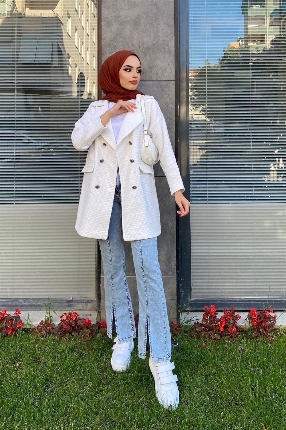 Düğmeli Blazer Ceket Beyaz – Şule Giyim | Tesettür Giyim