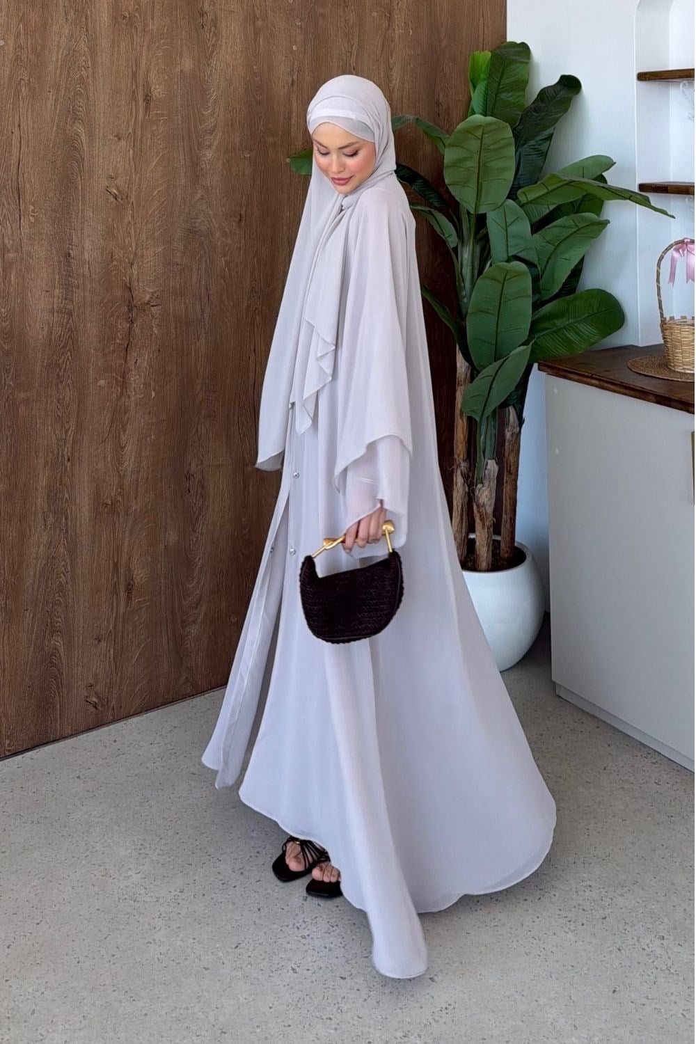 Hümay Çıtçıtlı Şal Detay Abaya Bej 10063 