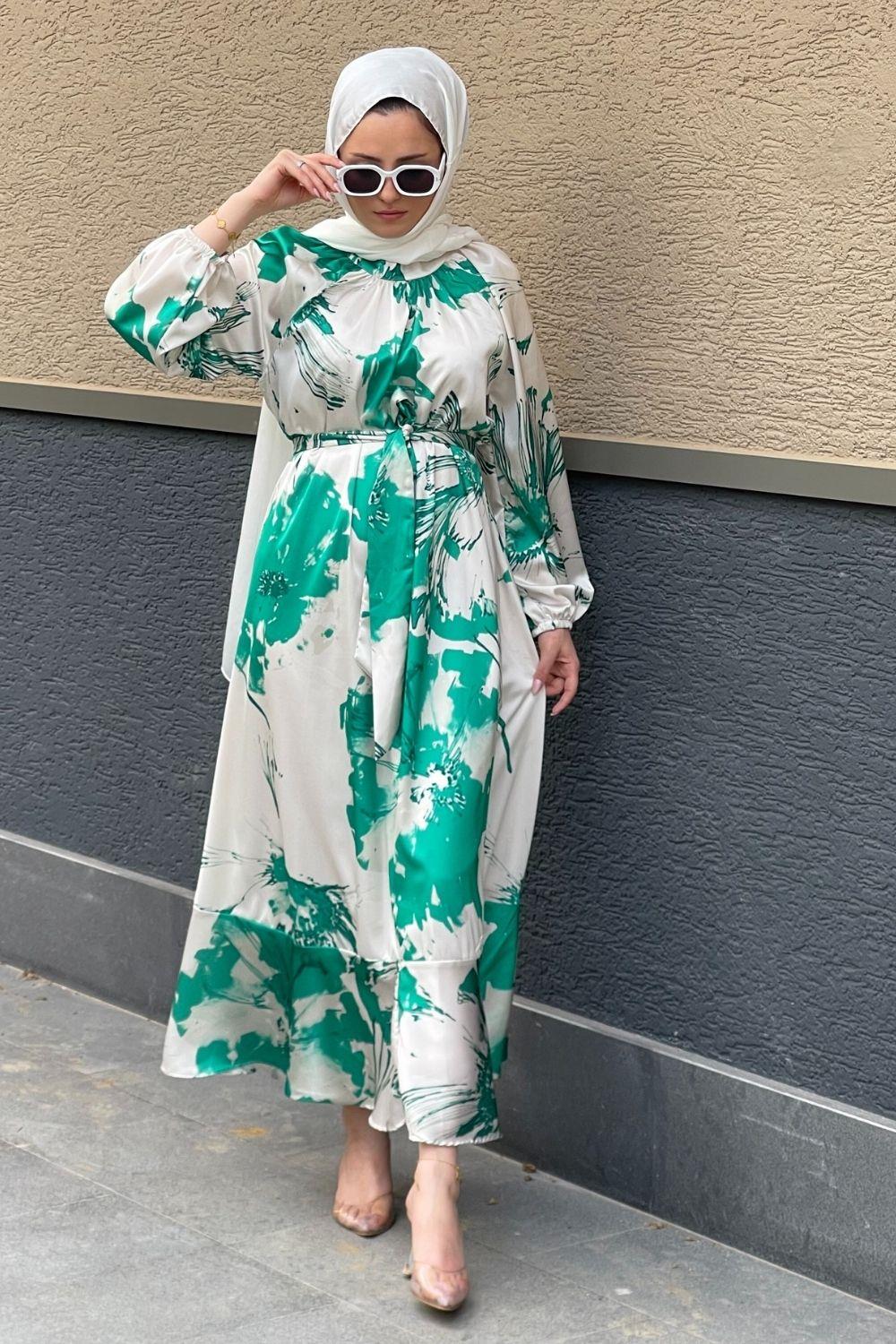 Çiçekli Saten Elbise Yeşil – Şule Giyim | Tesettür Giyim