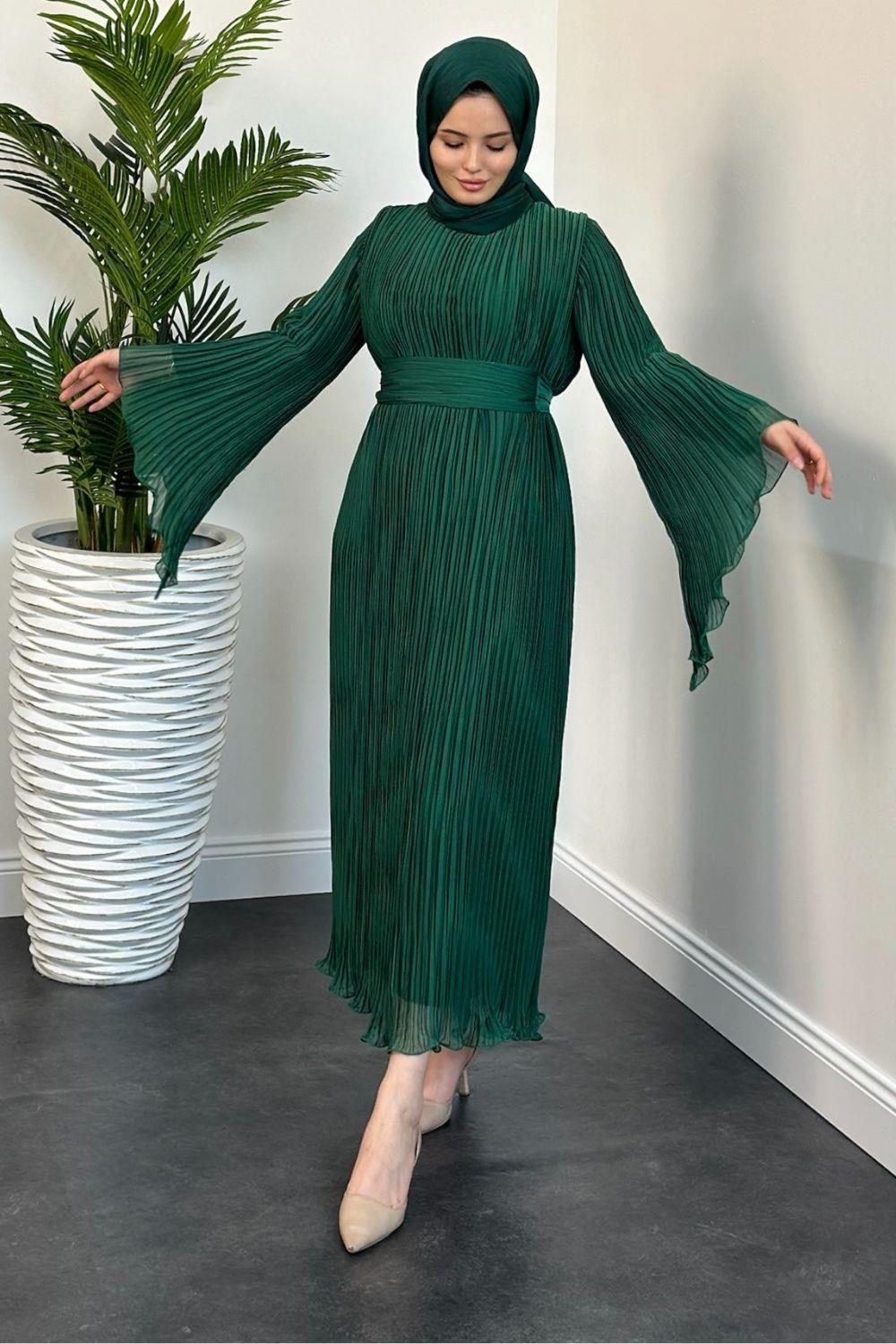 Seher Piliseli Abiye Zümrüt 2222 