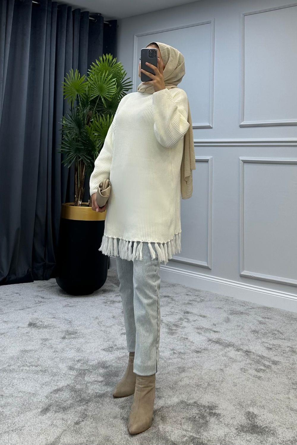 Altı Püsküllü Triko Kazak Ekru 2293 