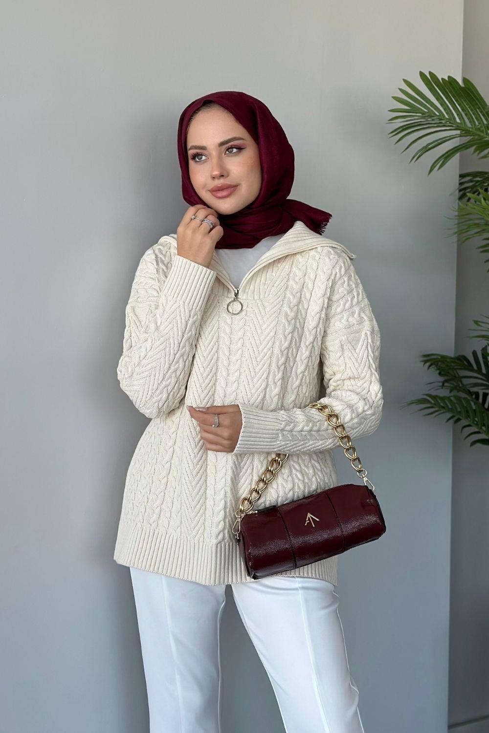 Lovely Kazak Ekru 24100 