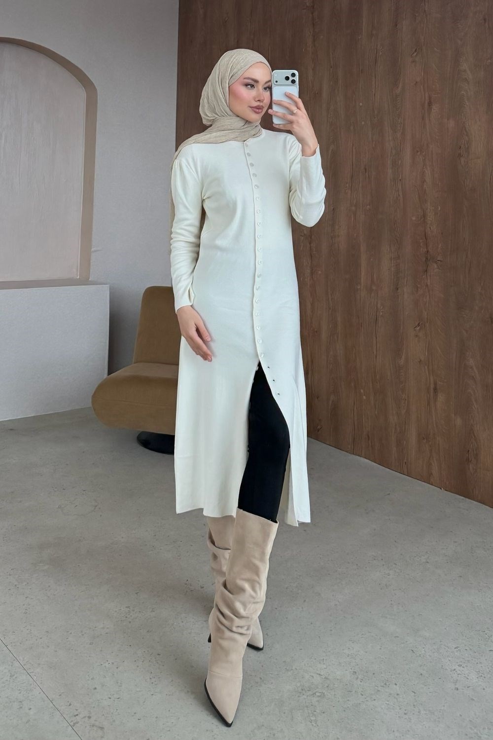 Düğmeli Uzun Hırka Ekru 26242 
