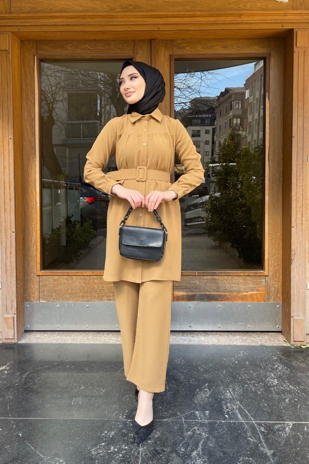 Kemerli Ayrobin Pantolonlu Takım Camel 2760 