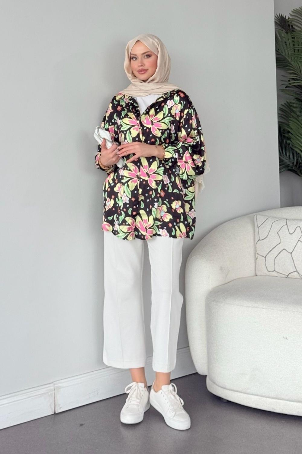 الأزهار الساتان تونك الأسود 3698 