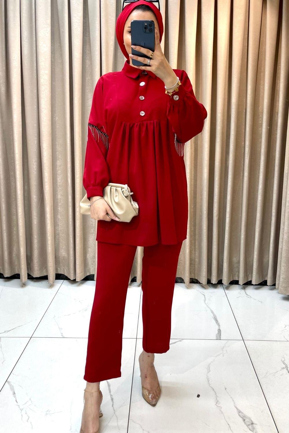 طقم روب بأكمام سلسلة باللون الأحمر