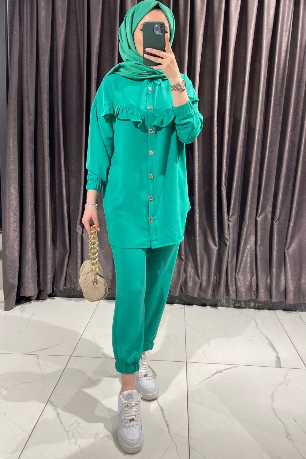 سولي بنطلون بدلة خضراء