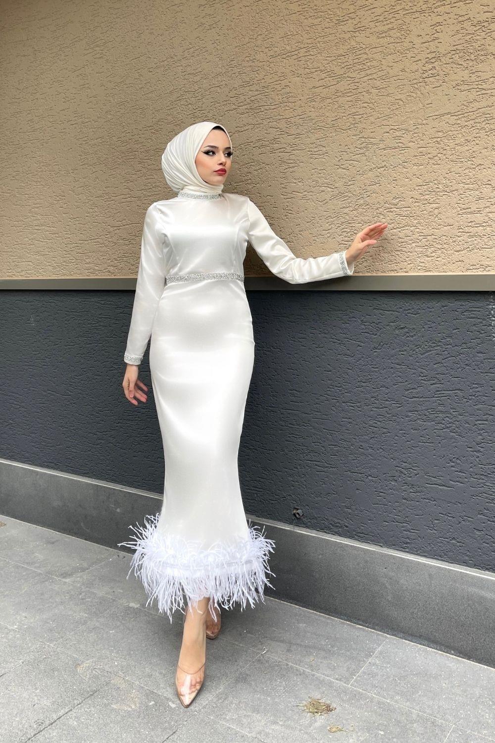 Taş İşlemeli Etek Ucu Tüy Detay Abiye Beyaz 4766 