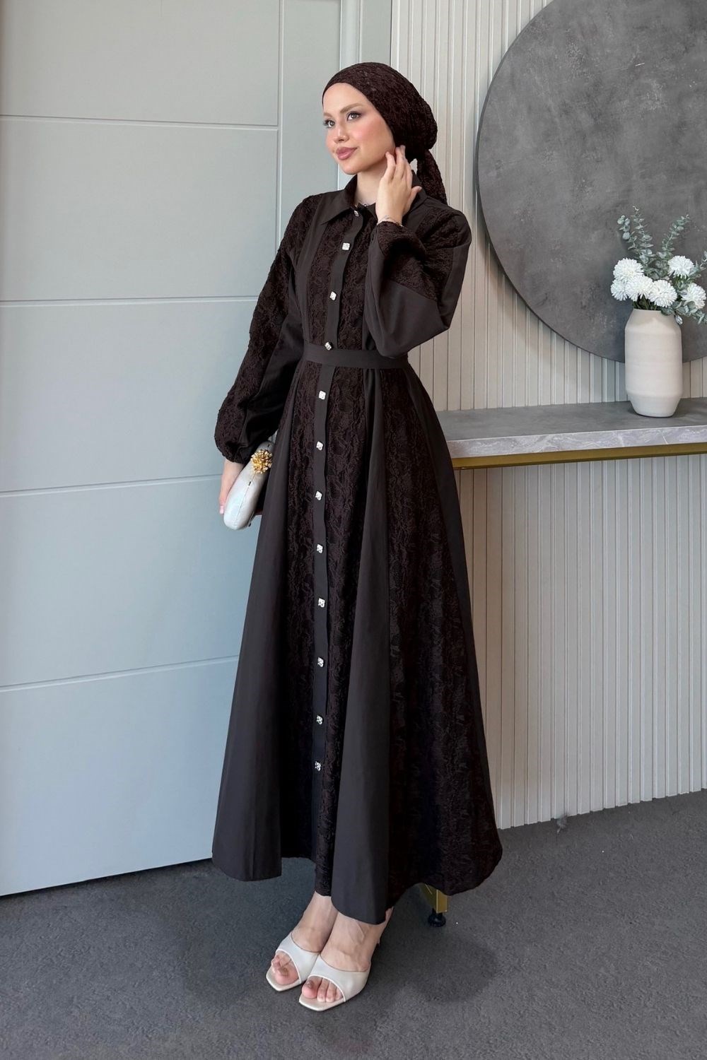 Romantik Dantel Detaylı Elbise Kahverengi 80650 