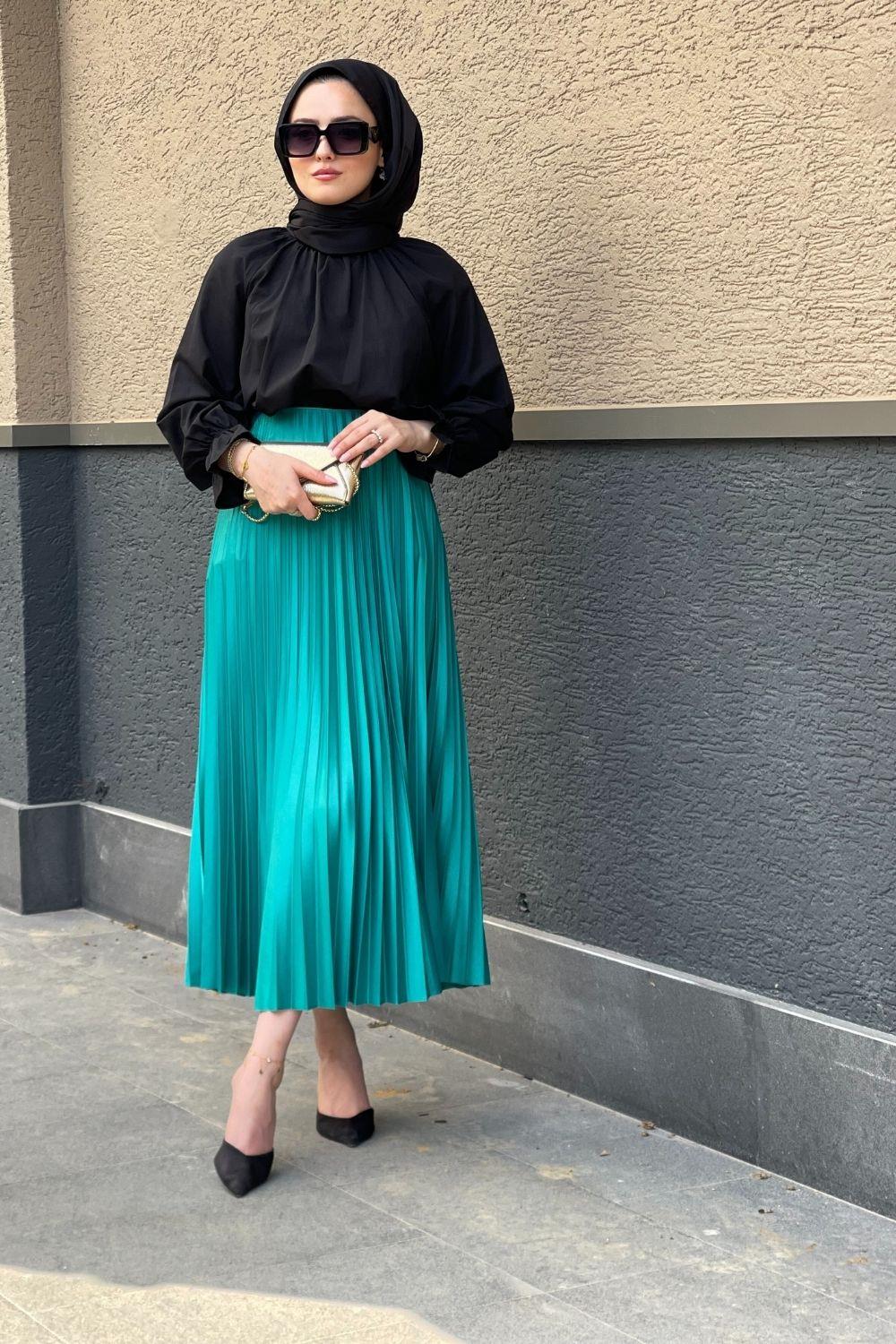 تونيك حجاب بوبلين بأكمام مطاطية باللون الأسود