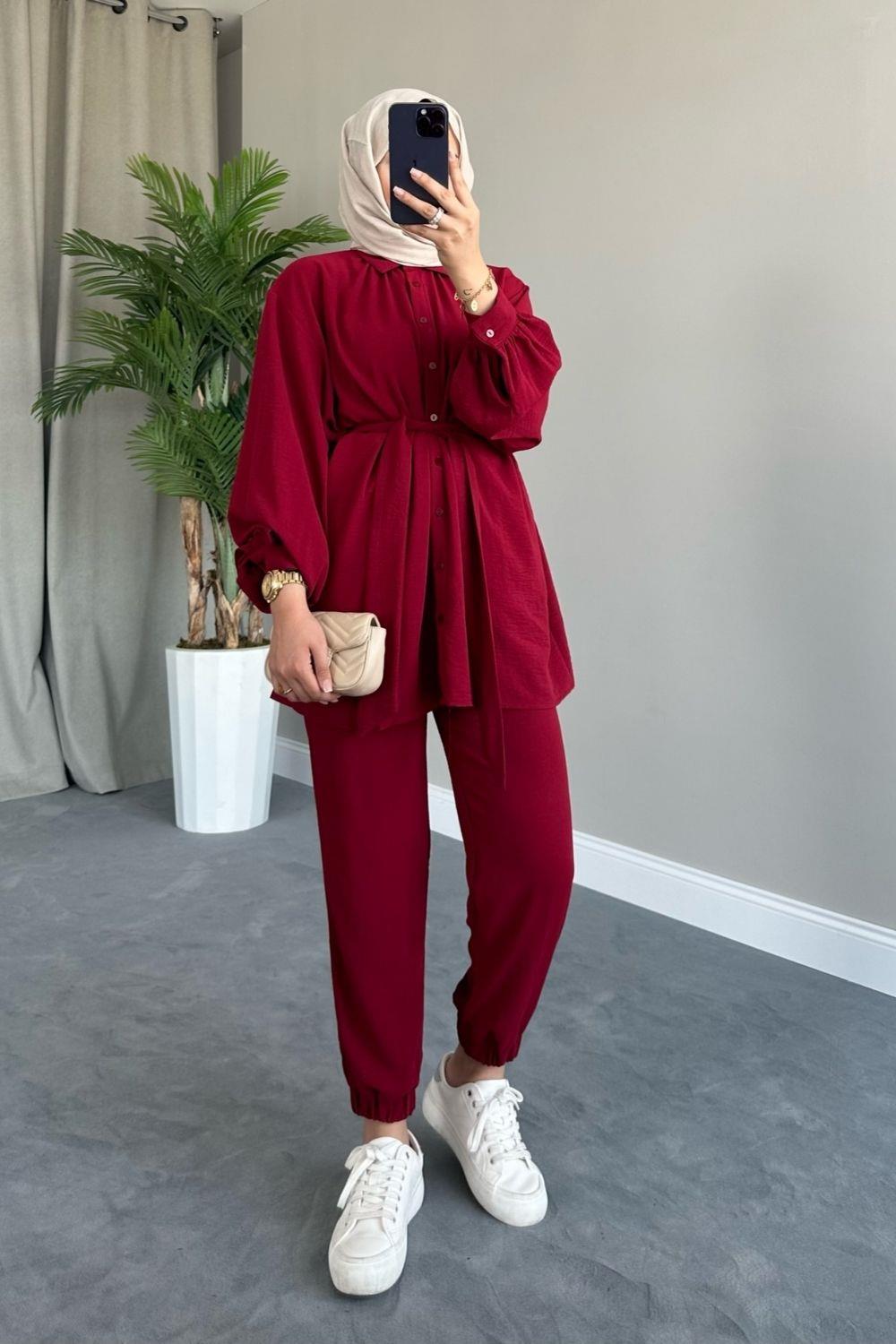 بدلة حزام بيرلا أيروبين باللون الأحمر الداكن