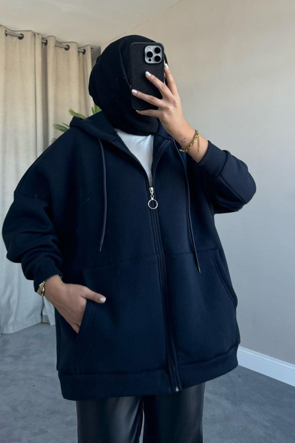 أزياء العرق الأزرق الداكن