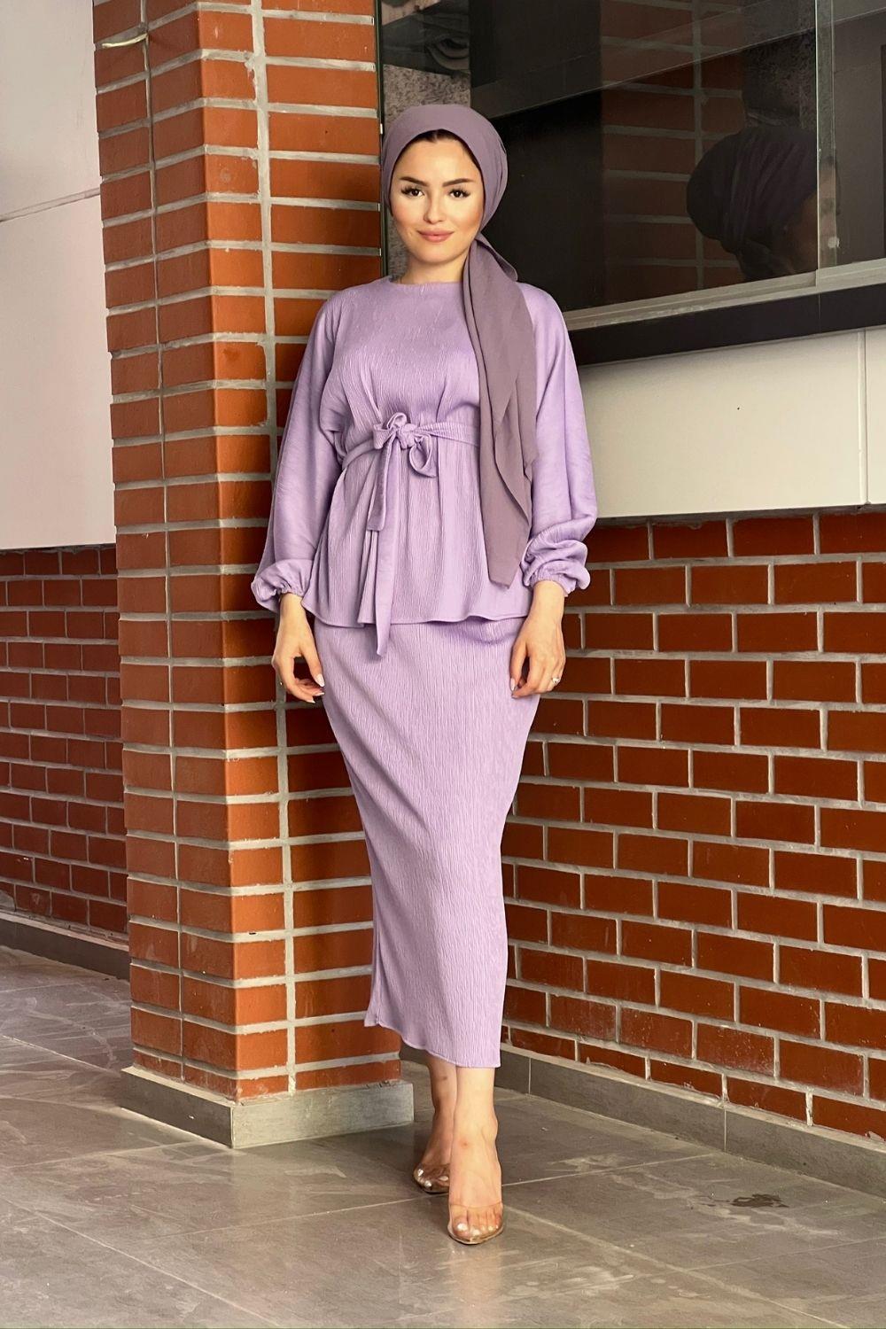 بدلة تنورة سروال قصير أرجواني