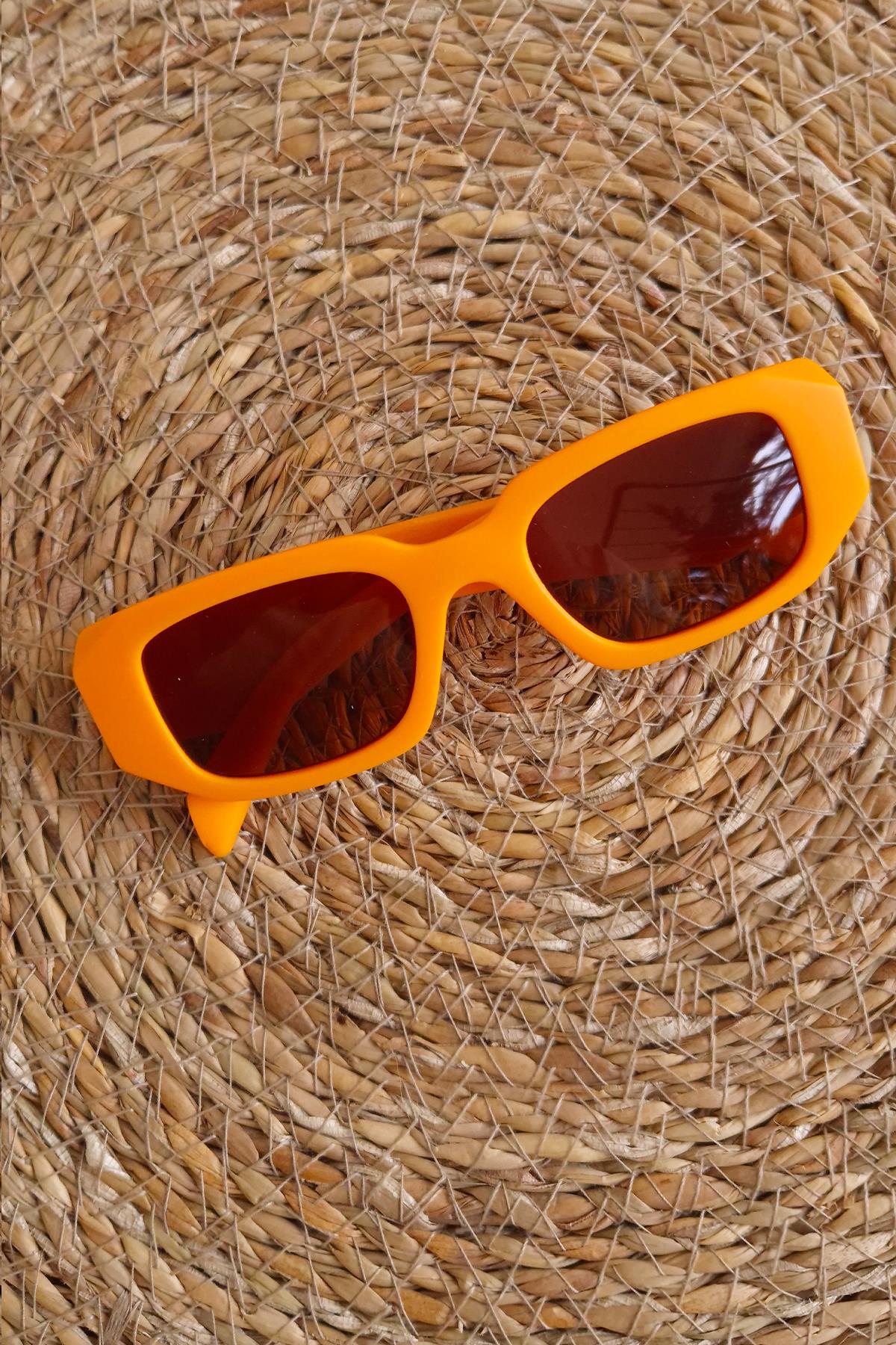 UV400 Koruma Camlı Oval Turuncu Çocuk Güneş GözlükAksesuarUV400 Koruma Camlı Oval Turuncu Çocuk Güneş Gözlük