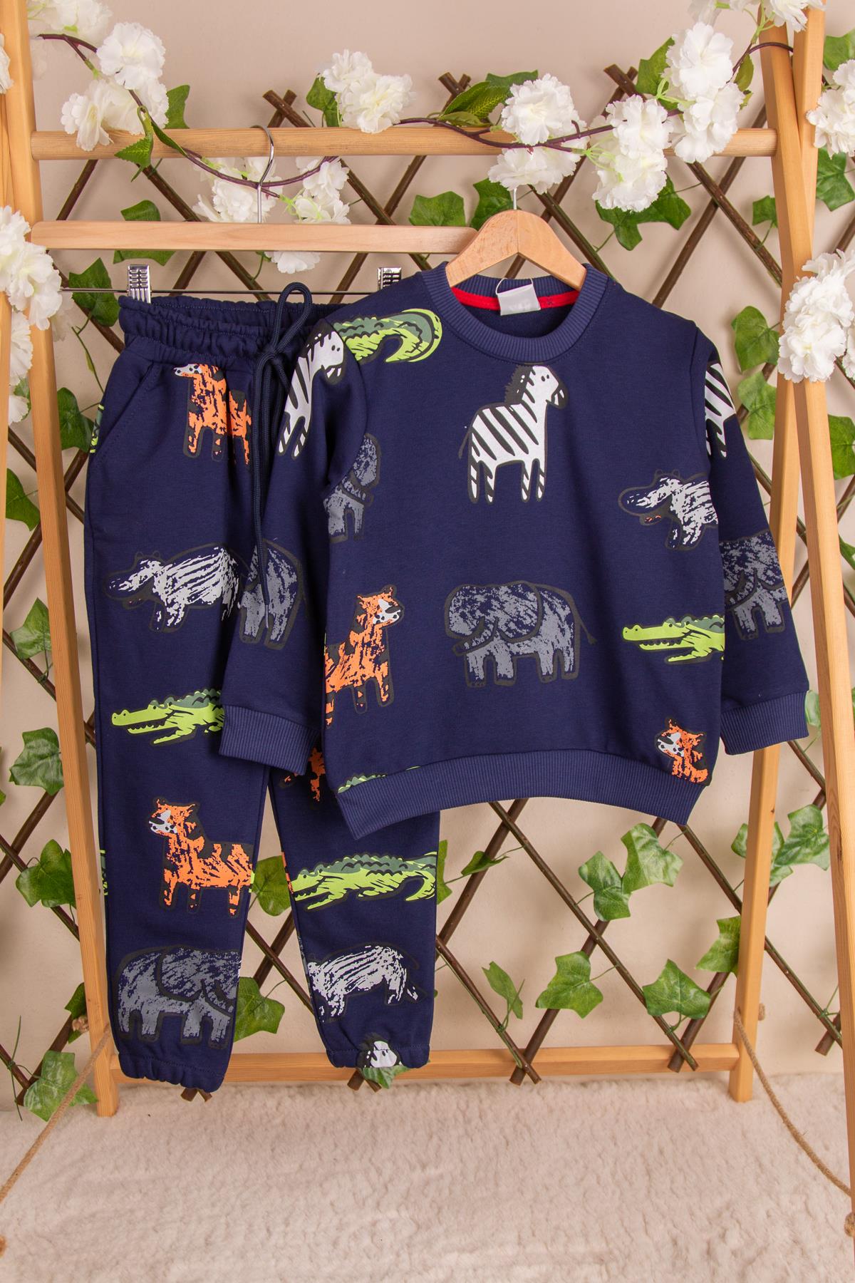 Animals Desenli Oversize TakımUzun TakımAnimals Desenli Oversize Takım